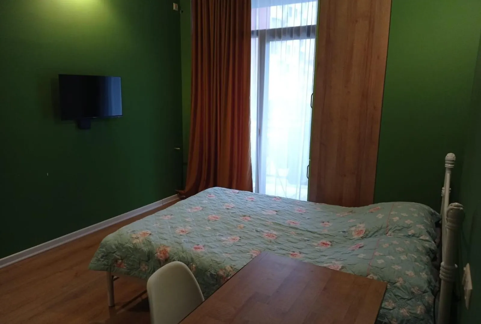 Green Studio Apartment Batumi